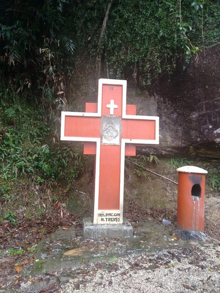 Via Sacra do Morro da Cruz