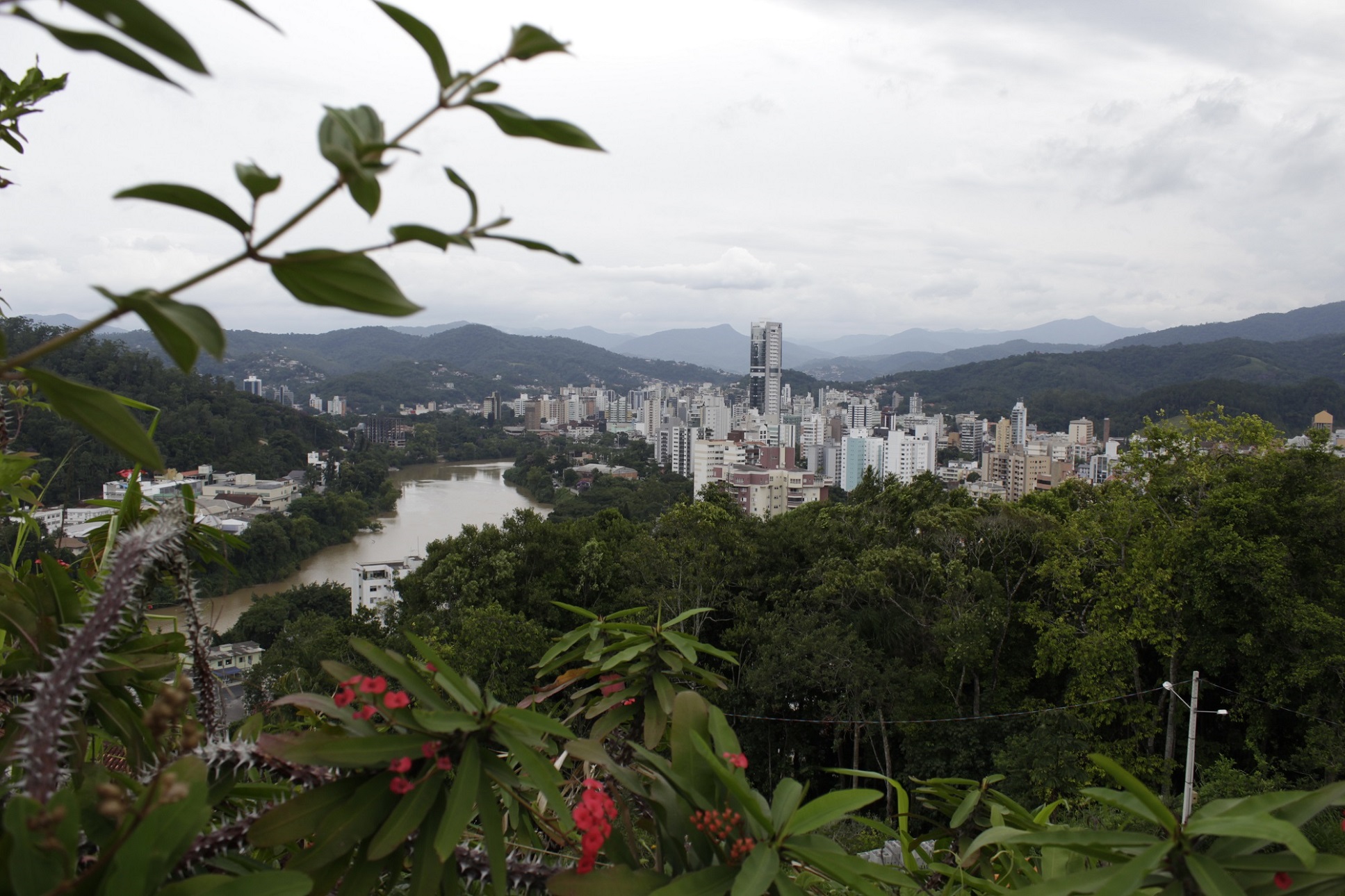 Vista de Blumenau a partir do Portal da Saxônia As melhores vistas de Santa Catarina Blumenau