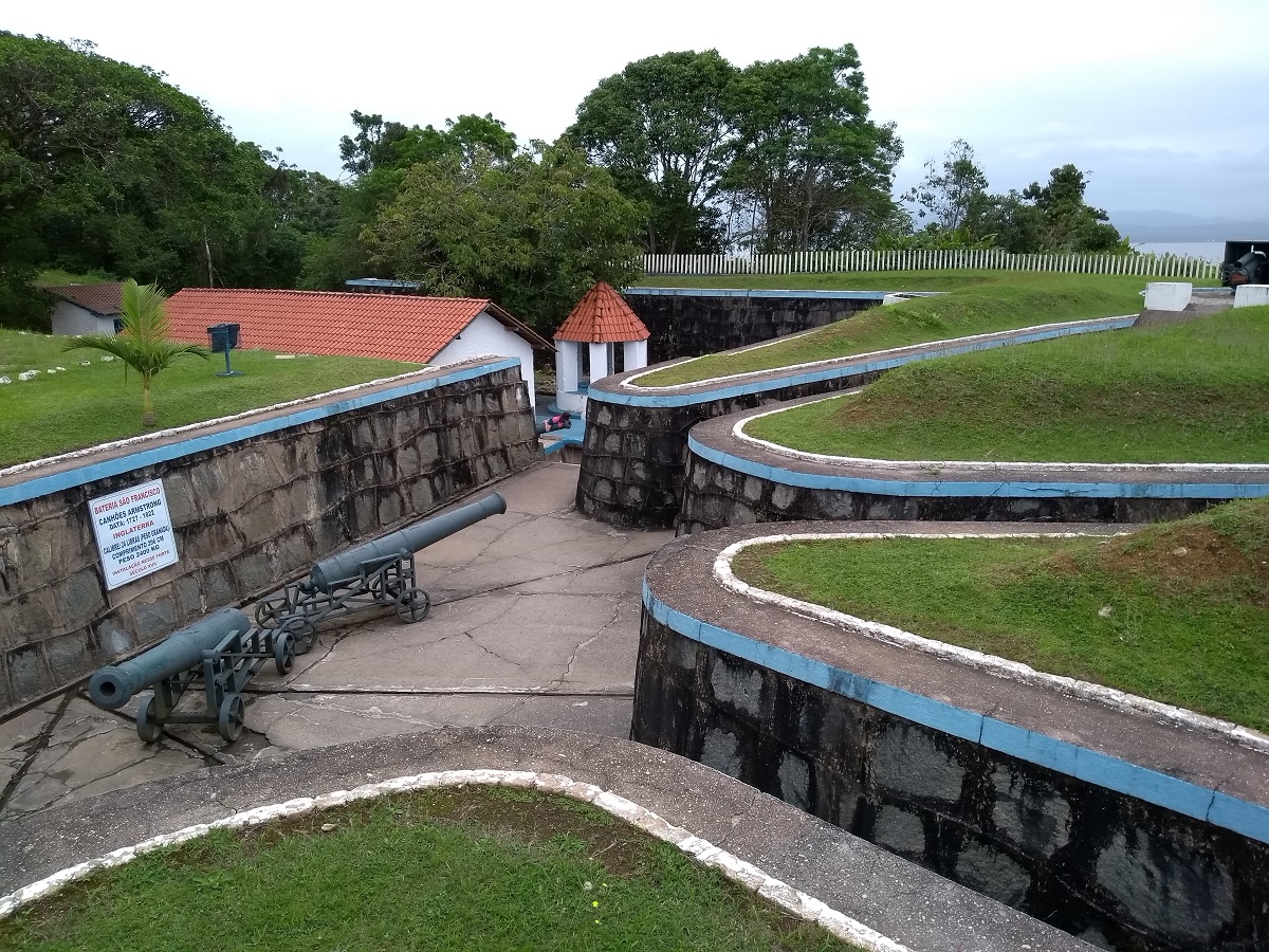 Forte Marechal Luz, em São Francisco do Sul Casa de Doda Forte Marechal Luz, em São Francisco do Sul Casa de Doda