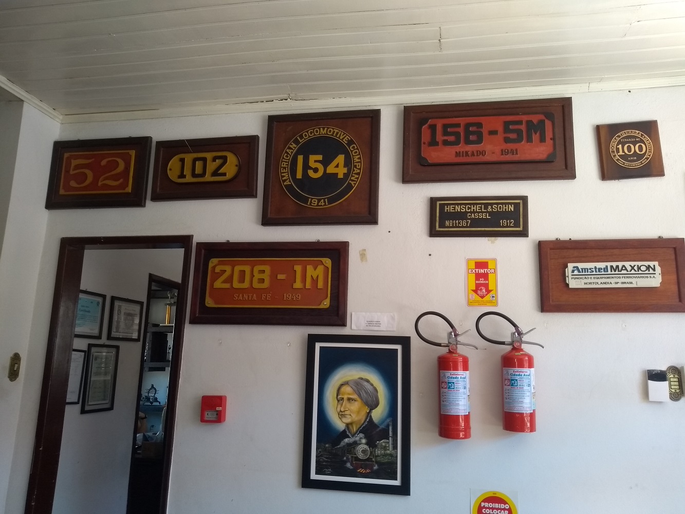 Museu Ferroviário Tubarão Placas das Locomotivas Museu Ferroviário Tubarão