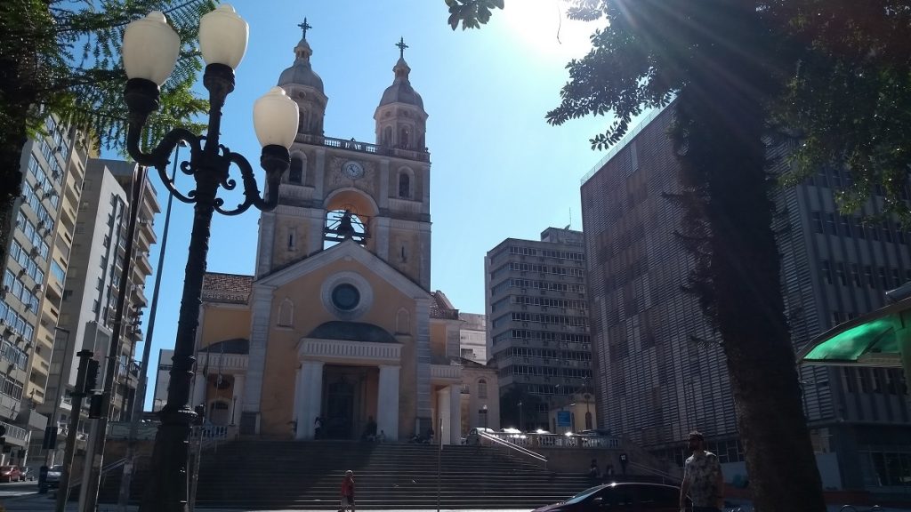 Catedral Metropolitana, um dos pontos de visitação no centro histórico de Florianópolis